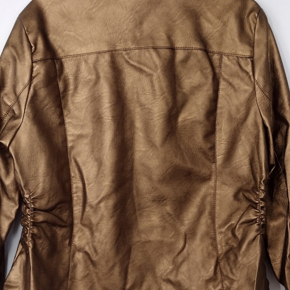Ladies Gold Vegan Leather Short Jacket - Picture 3 of 8